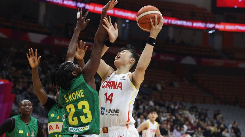 尼克斯 vs 马刺比分预测：关键球能力与让分盘口分析